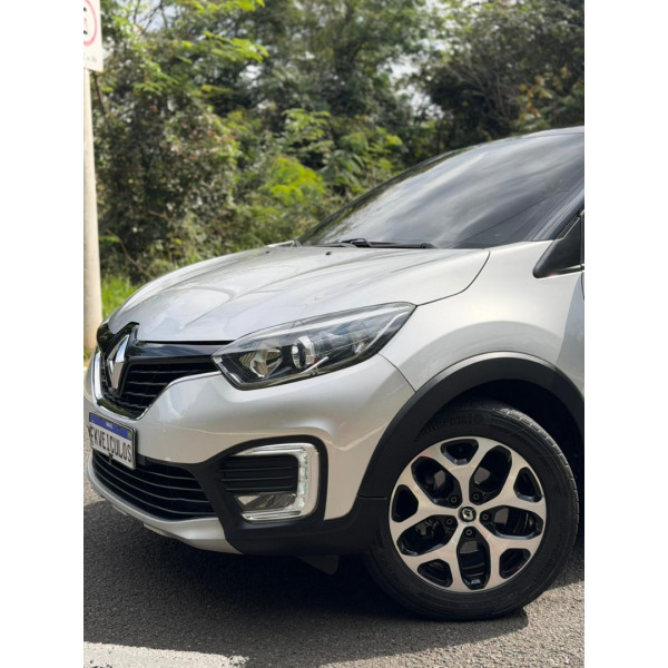 RENAULT Captur 2.0 16V 4P FLEX INTENSE AUTOMÁTICO
