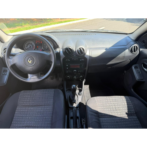 RENAULT Sandero 1.0 4P EXPRESSION