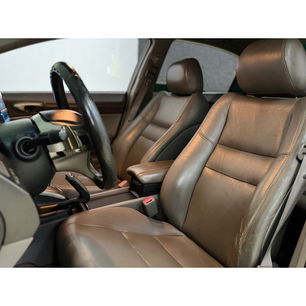 HONDA Civic 1.8 16V 4P FLEX LXL AUTOMÁTICO