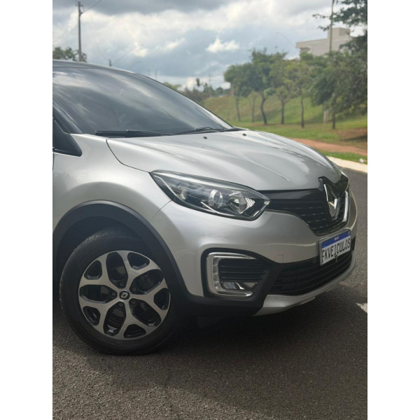 RENAULT Captur 2.0 16V 4P FLEX INTENSE AUTOMÁTICO