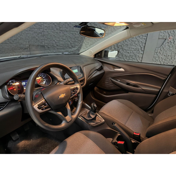 CHEVROLET Onix Hatch 1.0 4P FLEX