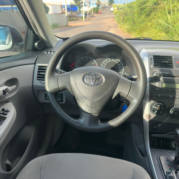 TOYOTA Corolla 1.8 16V 4P XLI FLEX AUTOMÁTICO