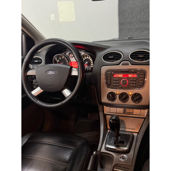 FORD Focus Hatch 2.0 16V 4P FLEX AUTOMÁTICO