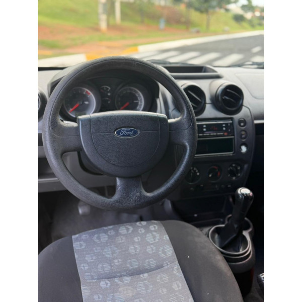 FORD Fiesta Hatch 1.0 4P FLEX