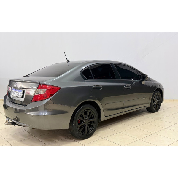 HONDA Civic 1.8 16V 4P FLEX LXL