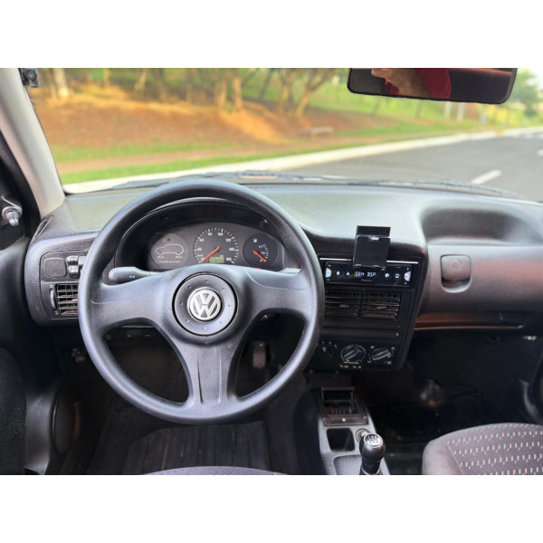 VOLKSWAGEN Gol 1.0 4P CITY