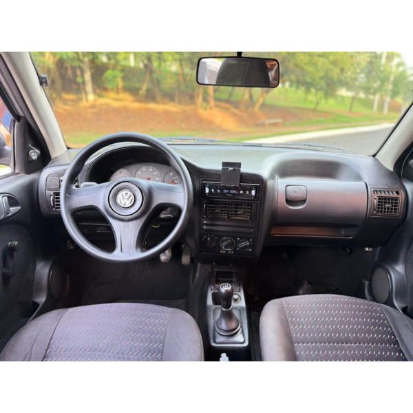 VOLKSWAGEN Gol 1.0 4P CITY