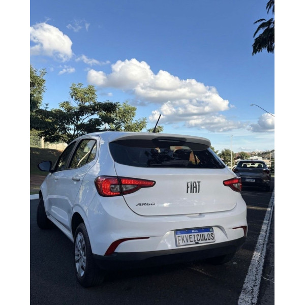 FIAT Argo 1.0 4P FLEX FIREFLY