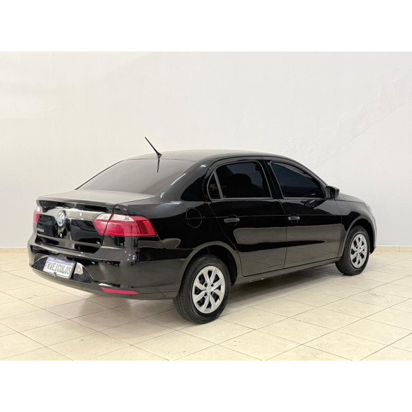 VOLKSWAGEN Voyage 1.0 4P FLEX