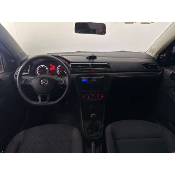 VOLKSWAGEN Voyage 1.0 4P FLEX