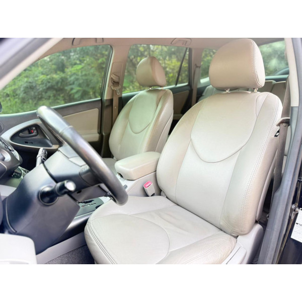 TOYOTA RAV 4 2.4 16V 4P AUTOMÁTICO