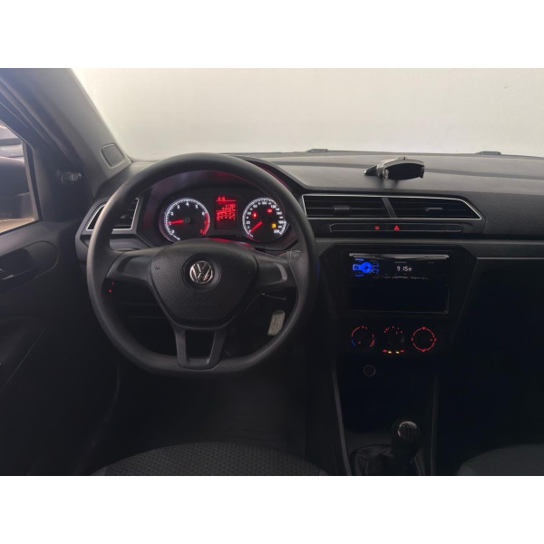 VOLKSWAGEN Voyage 1.0 4P FLEX