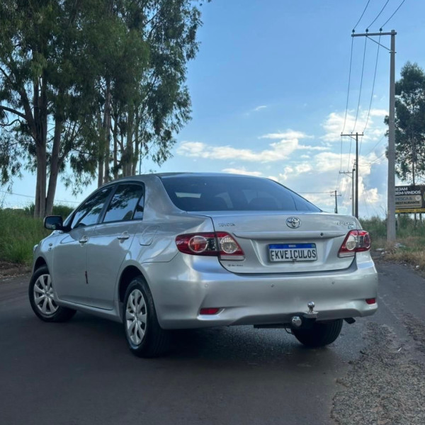 TOYOTA Corolla 1.8 16V 4P XLI FLEX AUTOMÁTICO