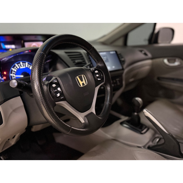 HONDA Civic 1.8 16V 4P FLEX LXL