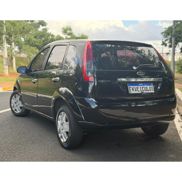 FORD Fiesta Hatch 1.0 4P FLEX