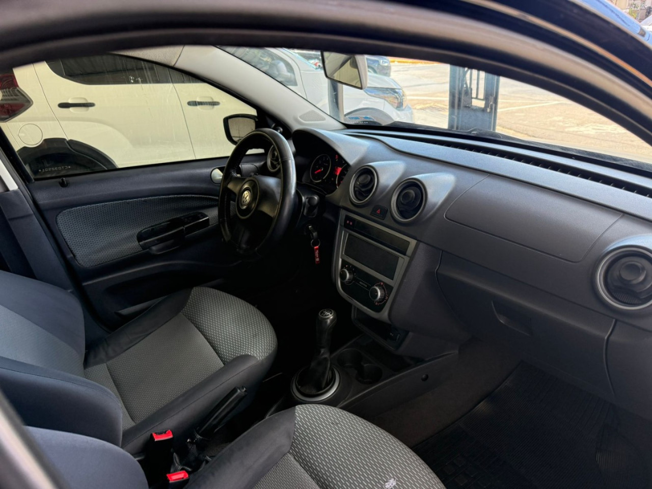 VOLKSWAGEN Gol 1.0 4P G5 FLEX