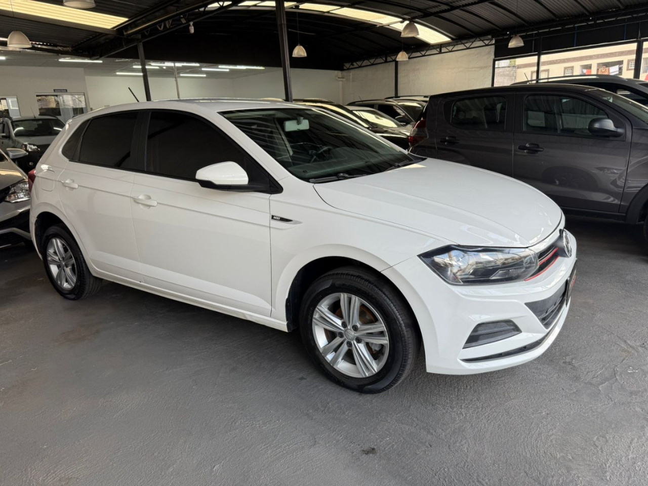 VOLKSWAGEN Polo Hatch 1.0 4P MPI FLEX