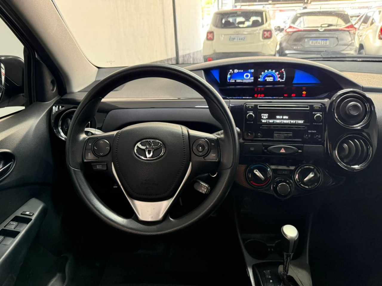 Etios Sedan 1.5 16V 4P FLEX X PLUS AUTOMÁTICO