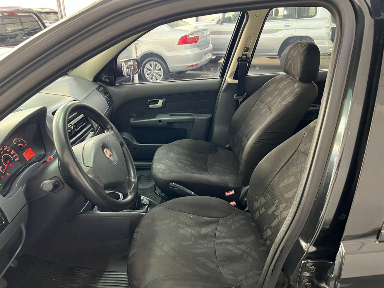 Siena 1.0 4P EL FLEX