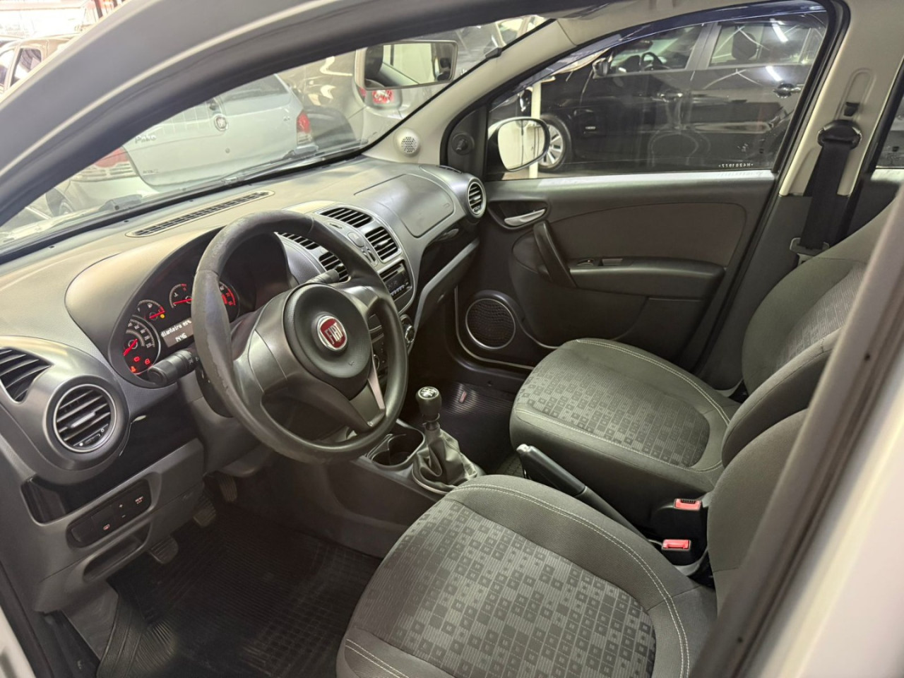 FIAT Palio 1.0 FLEX ATTRACTIVE