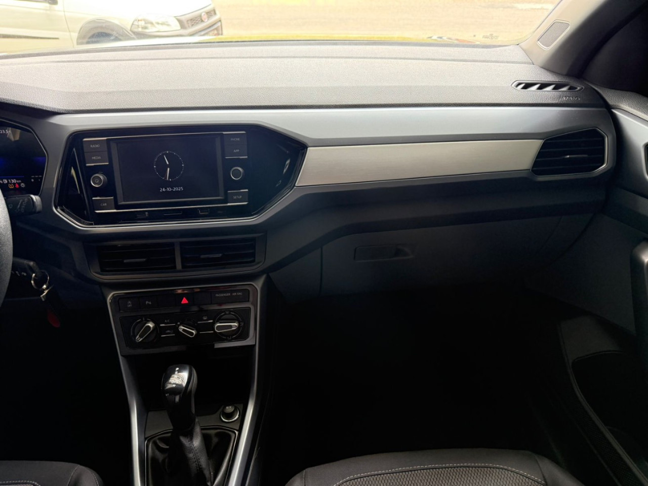 VOLKSWAGEN T-Cross 1.0 4P 200 TSI FLEX