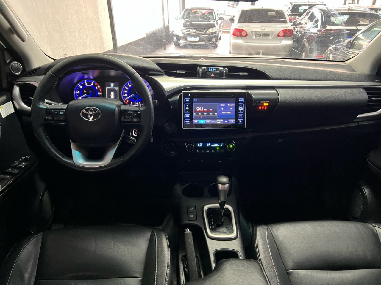 Hilux Caminhonete 2.8 16V SRV 4X4 DIESEL CABINE DUPLA AUTOMÁTICO