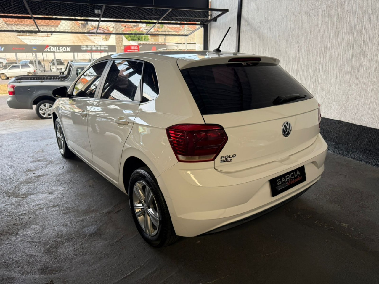 VOLKSWAGEN Polo Hatch 1.0 4P MPI FLEX