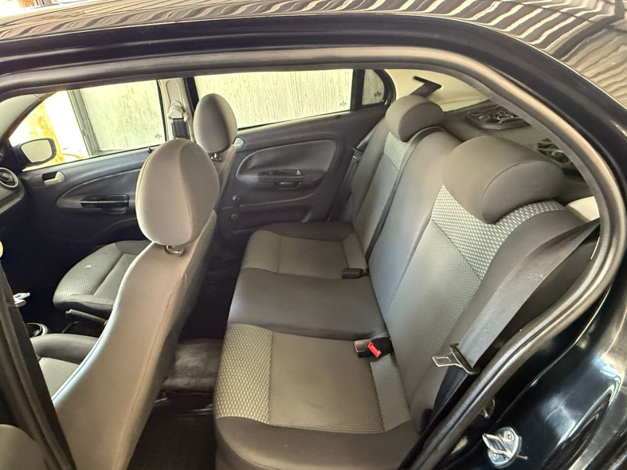 VOLKSWAGEN Gol 1.0 4P G5 FLEX