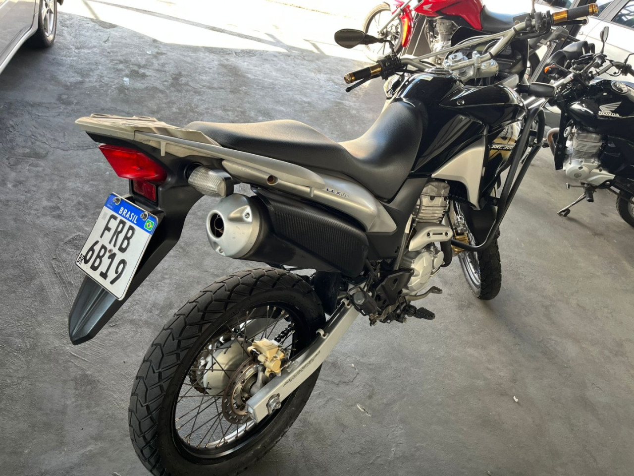 XRE 300 FLEX