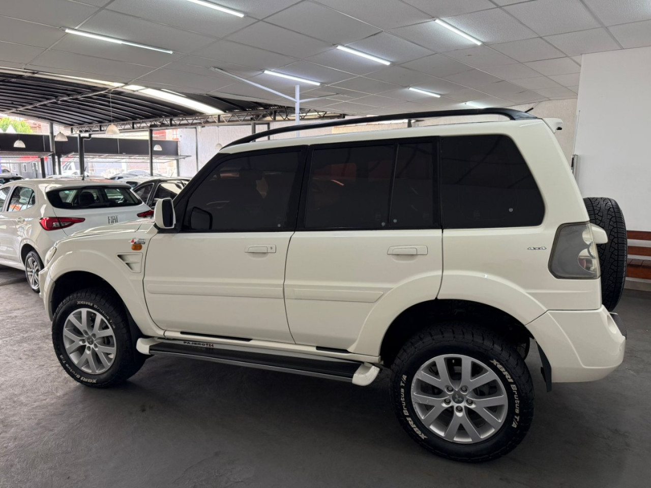 MITSUBISHI Pajero TR4 2.0 4P 4X4 FLEX