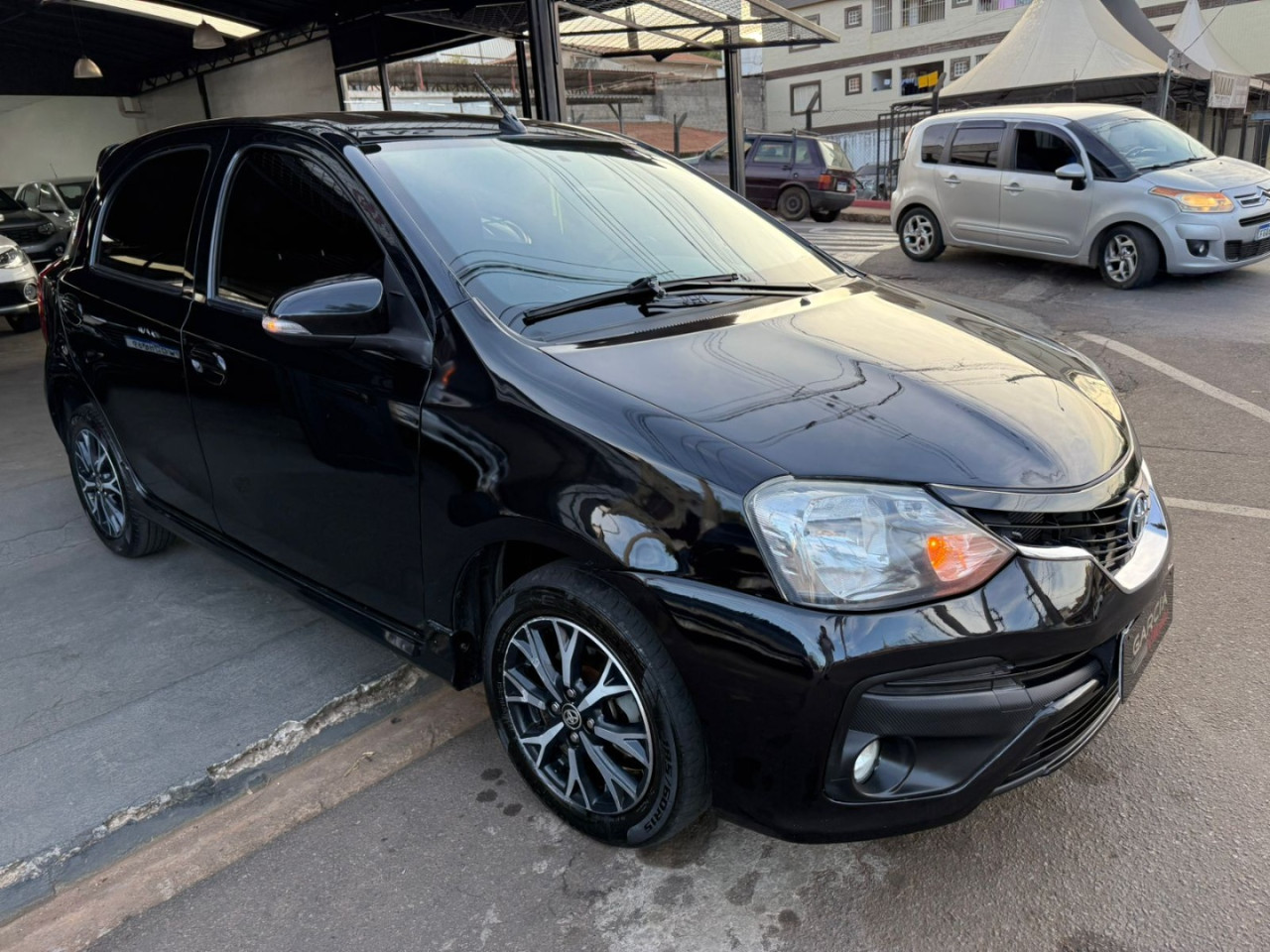 Etios Hatch 1.5 16V 4P FLEX PLATINUM