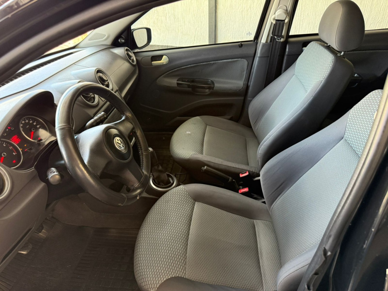 VOLKSWAGEN Gol 1.0 4P G5 FLEX