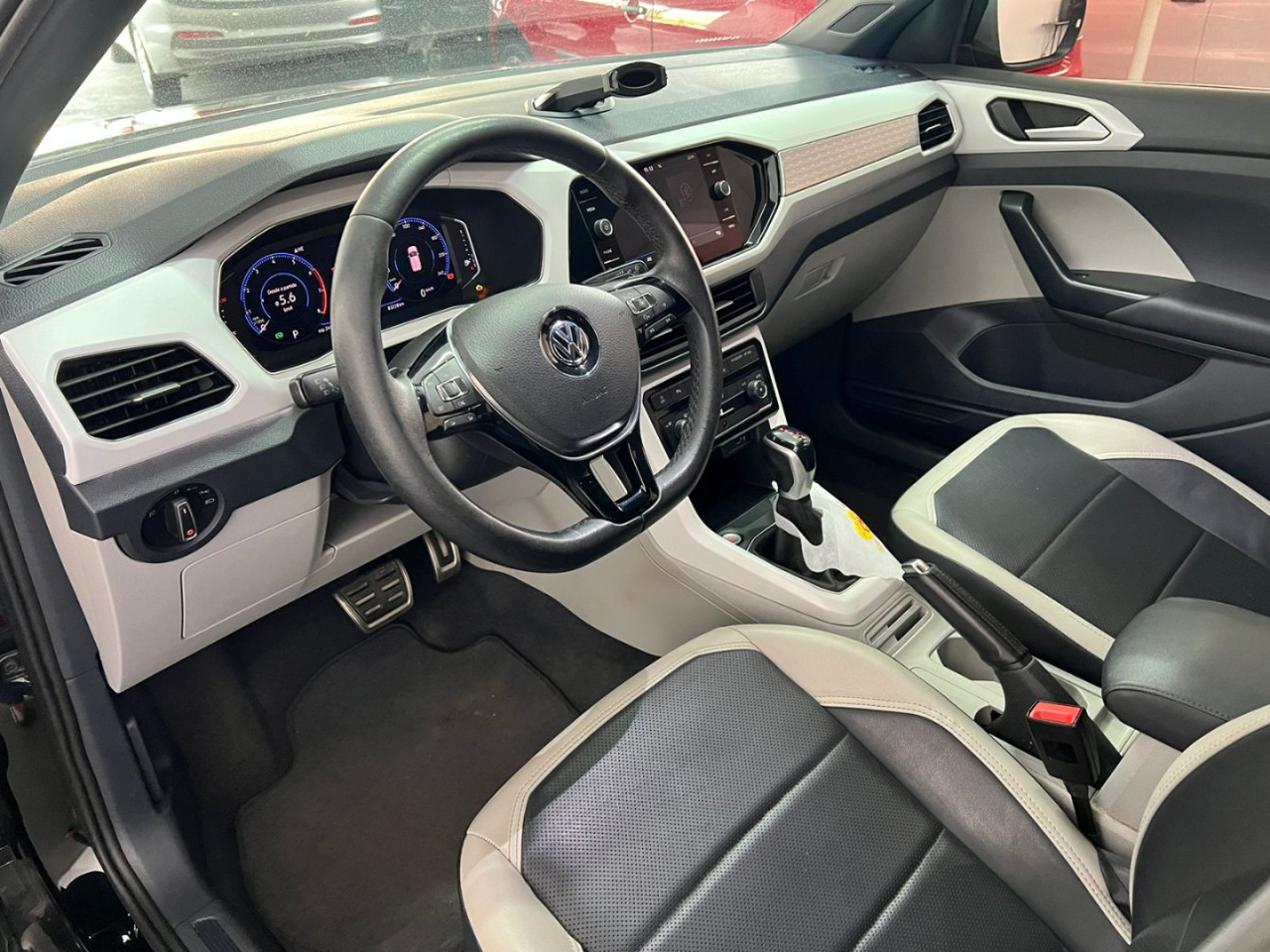 VOLKSWAGEN T-Cross 1.4 4P 250 TSI FLEX HIGHLINE AUTOMÁTICO