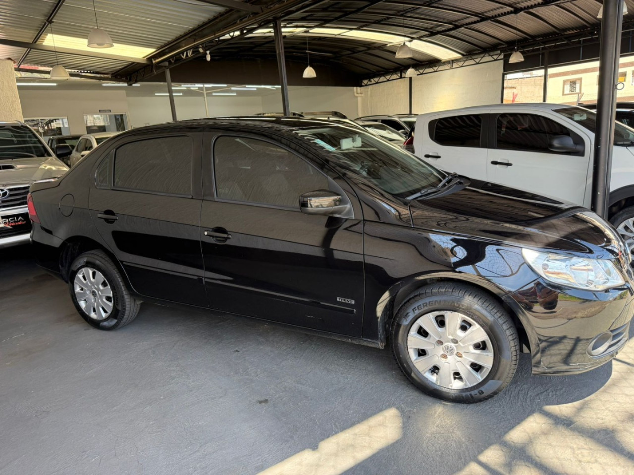 VOLKSWAGEN Voyage 1.0 4P FLEX