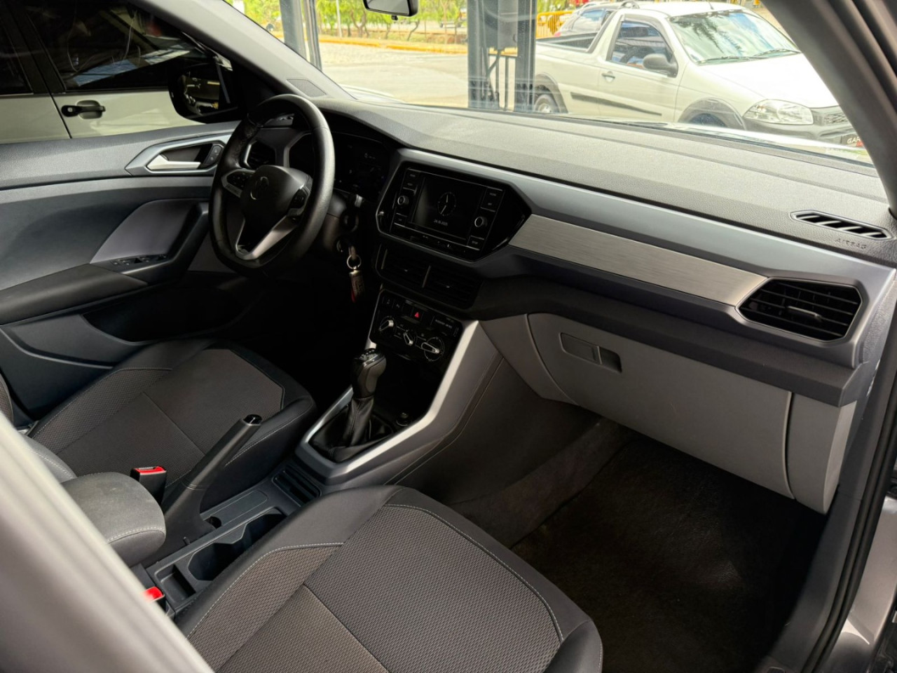 VOLKSWAGEN T-Cross 1.0 4P 200 TSI FLEX