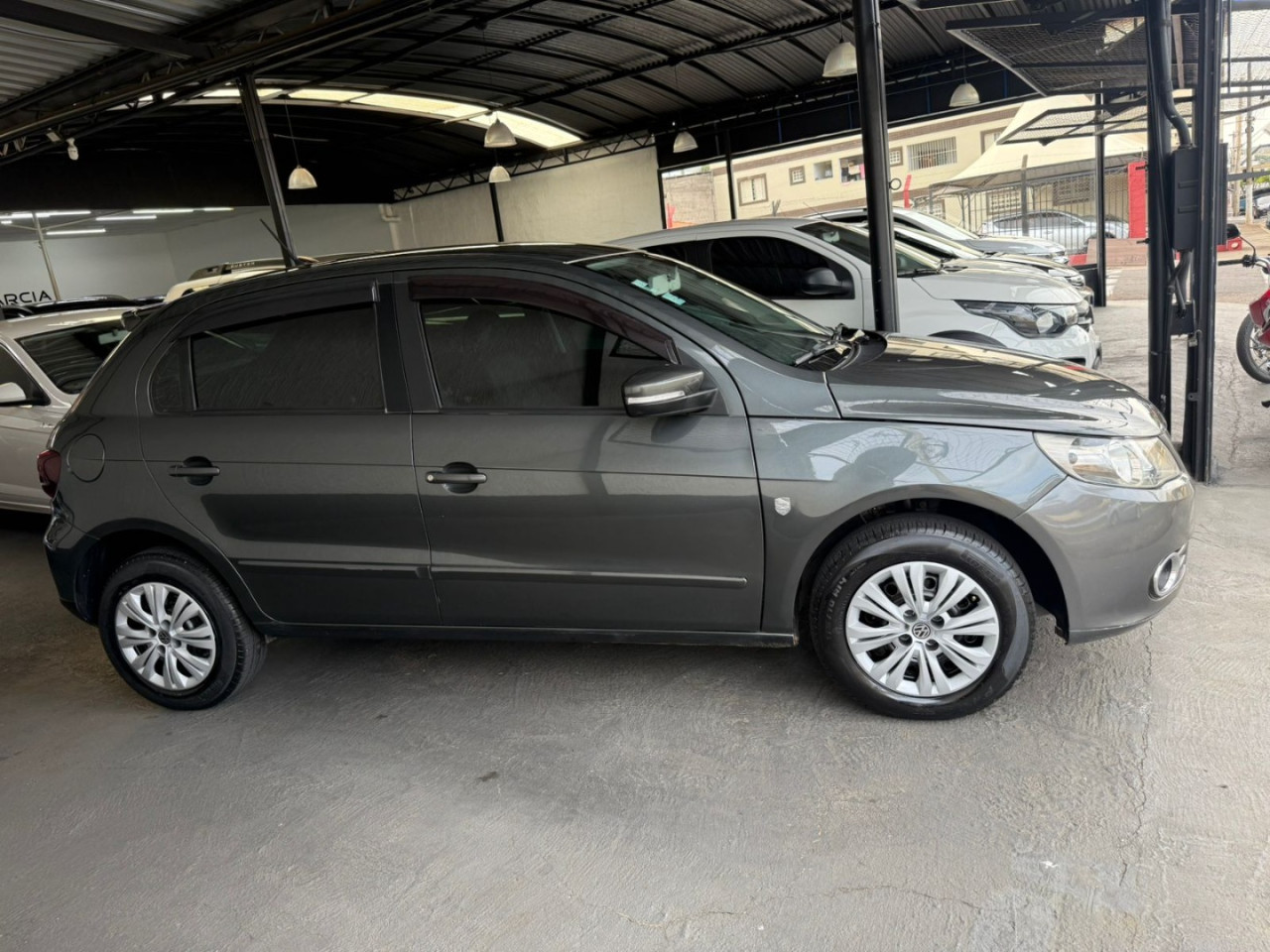 VOLKSWAGEN Gol 1.0 4P G5 25 ANOS FLEX