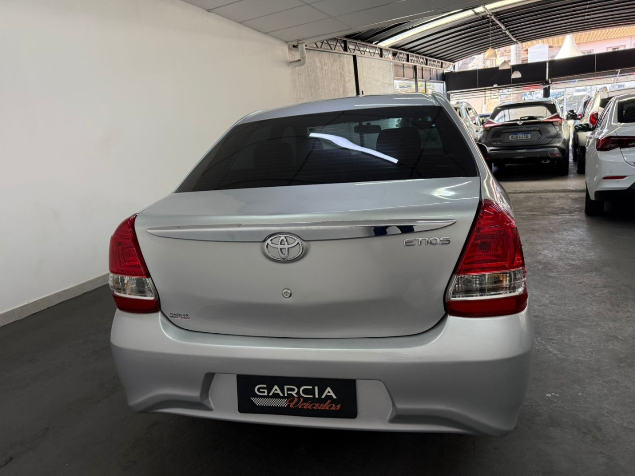 Etios Sedan 1.5 16V 4P FLEX X PLUS AUTOMÁTICO