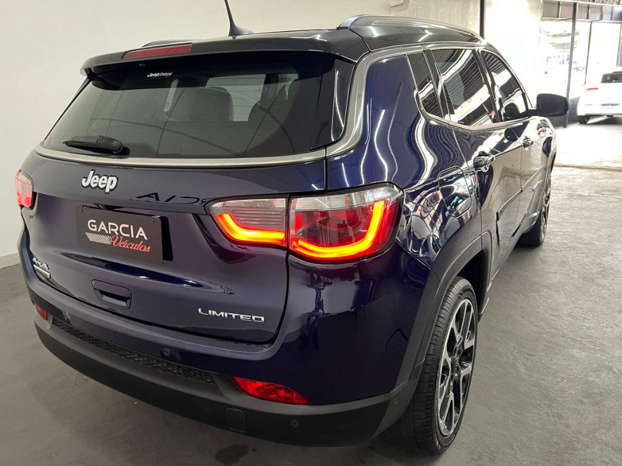 Compass 2.0 16V 4P LIMITED TURBO DIESEL 4X4 AUTOMÁTICO