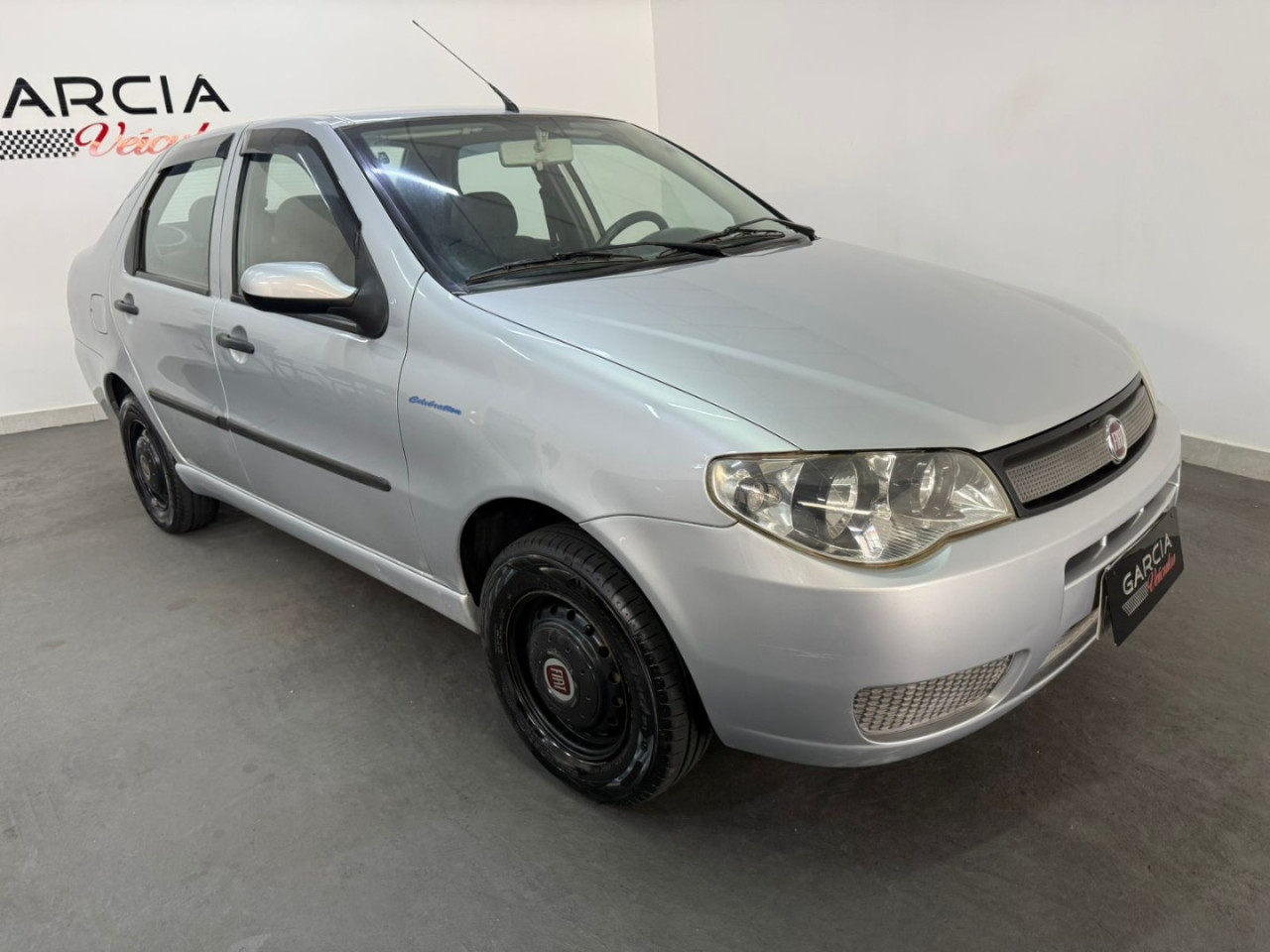 Siena 1.0 16V 4P
