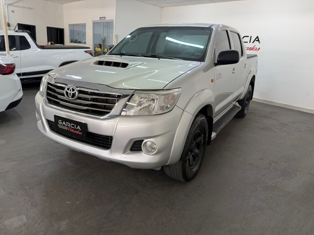 Hilux Caminhonete 3.0 4P SR TURBO DIESEL CABINE DUPLA