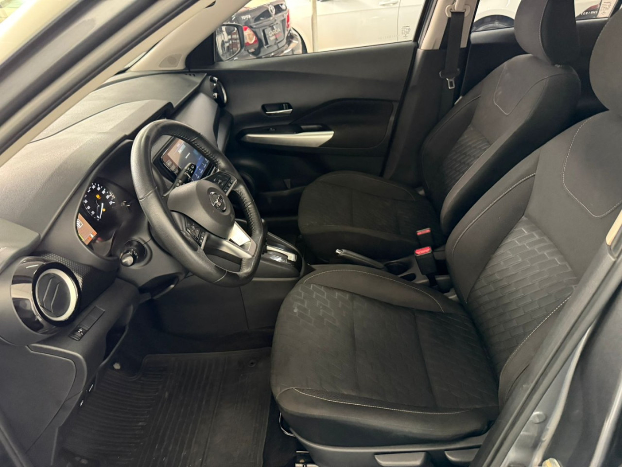Kicks 1.6 16V 4P FLEX ADVANCE XTRONIC AUTOMÁTICO CVT