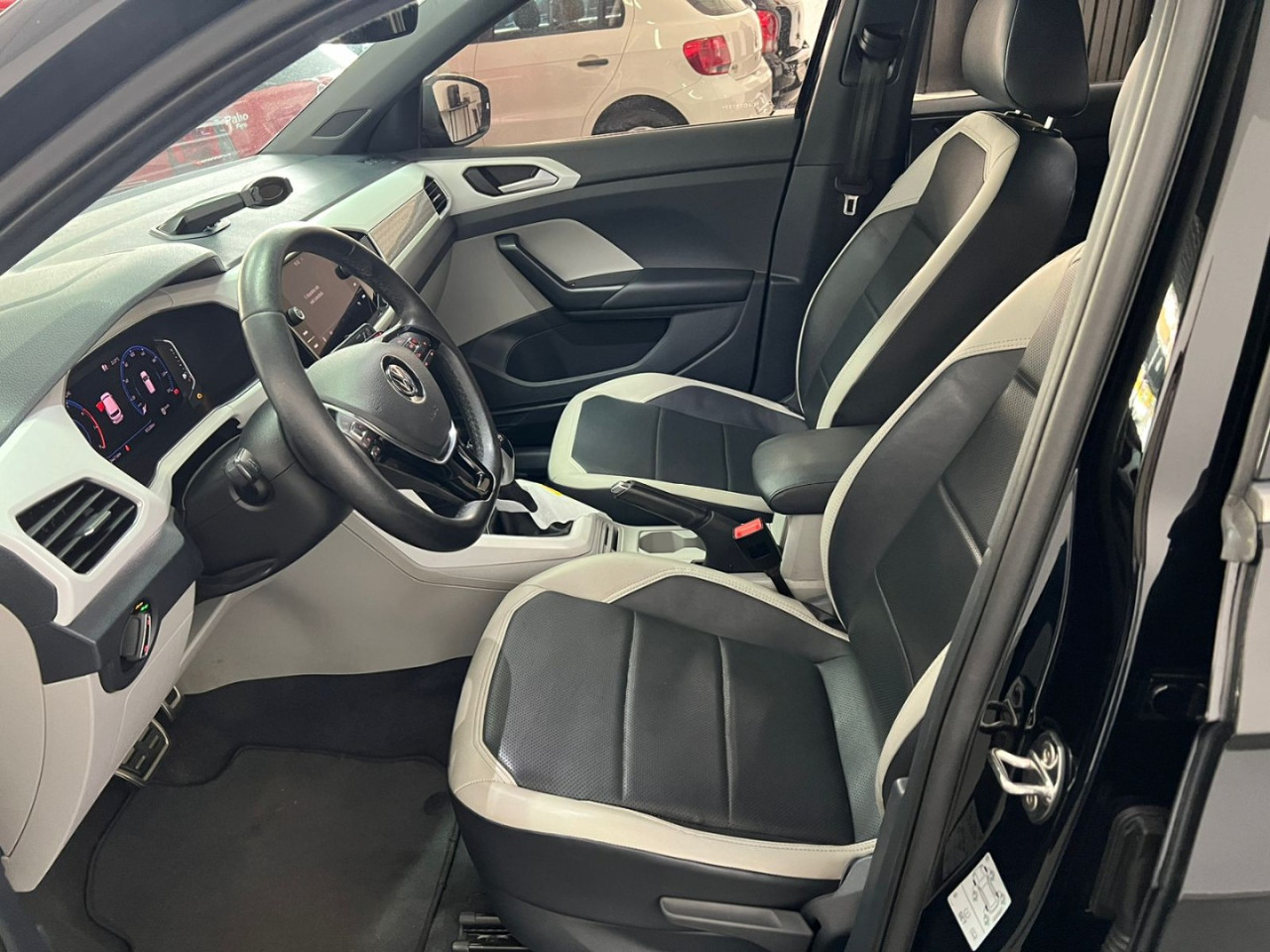 VOLKSWAGEN T-Cross 1.4 4P 250 TSI FLEX HIGHLINE AUTOMÁTICO