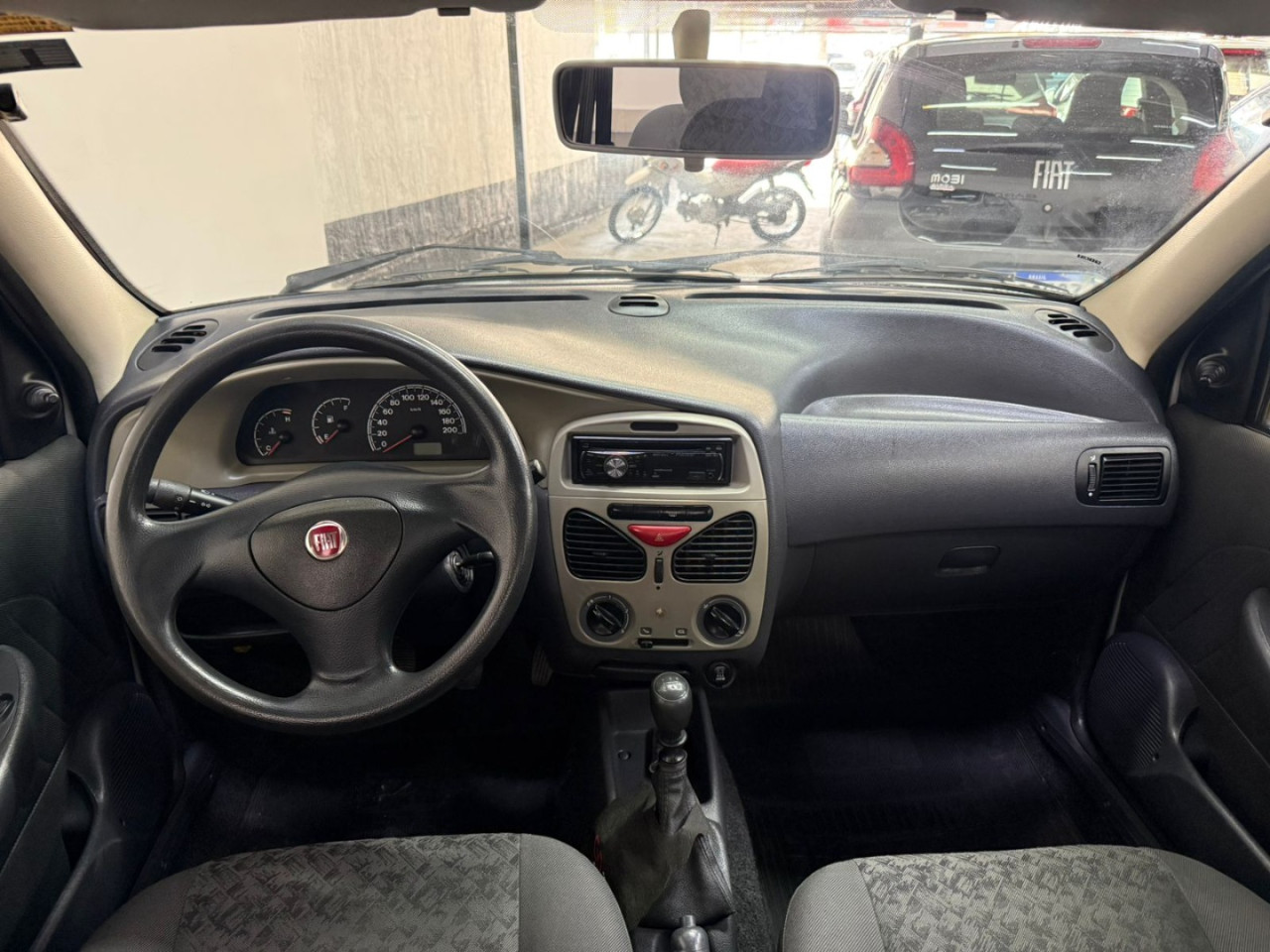 Siena 1.0 16V 4P