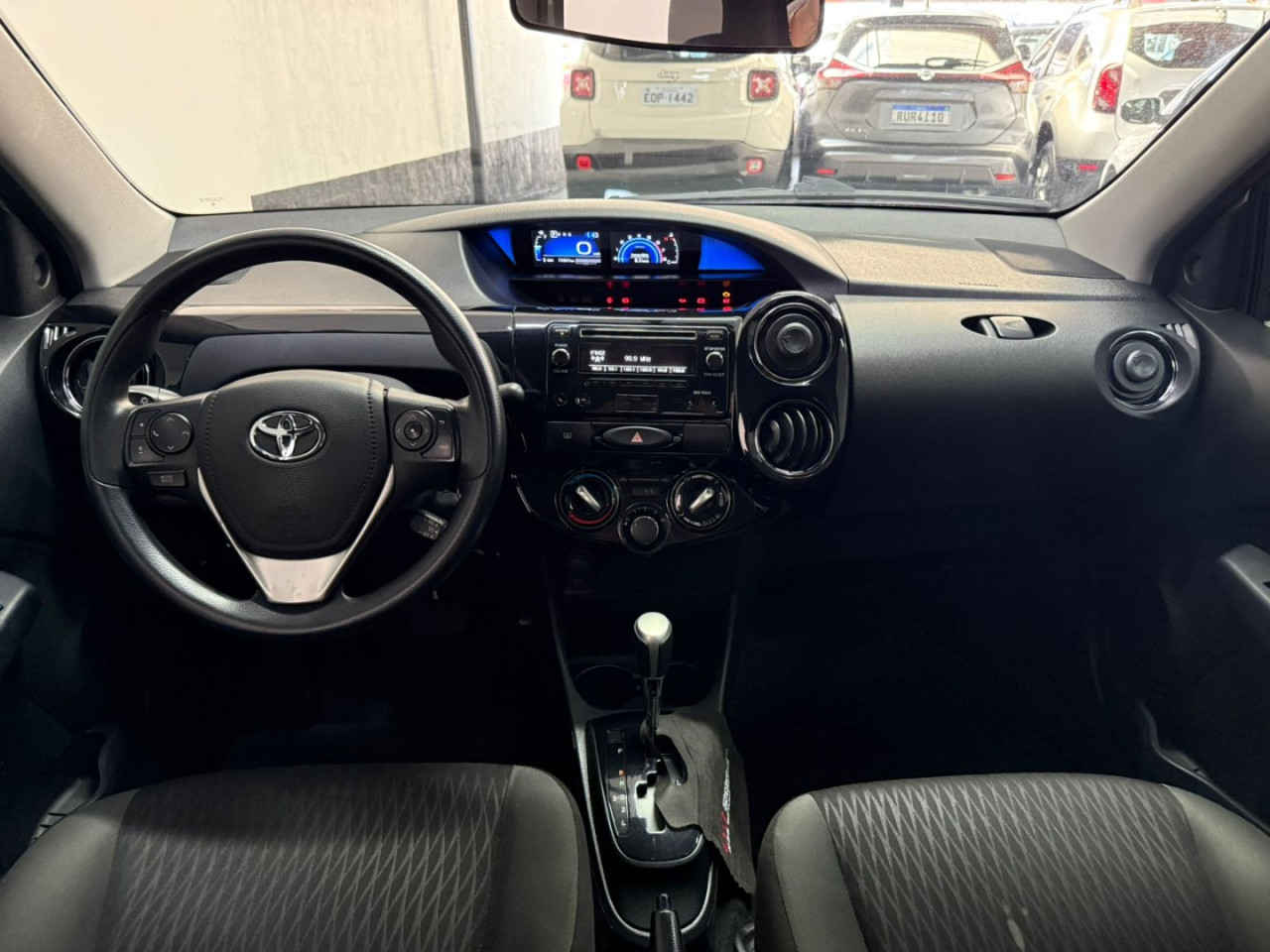 Etios Sedan 1.5 16V 4P FLEX X PLUS AUTOMÁTICO