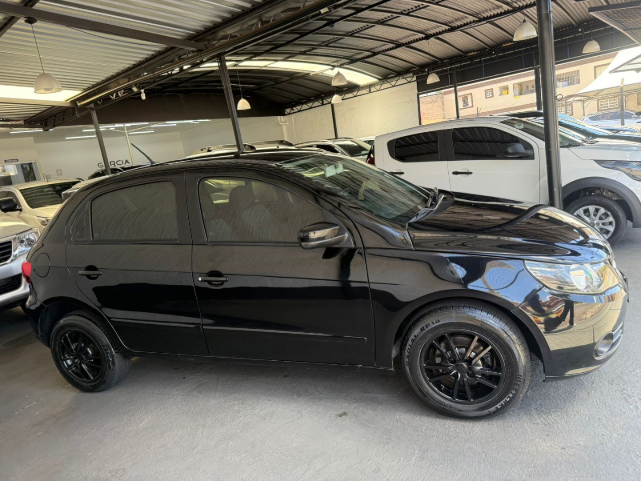 VOLKSWAGEN Gol 1.0 4P G5 FLEX