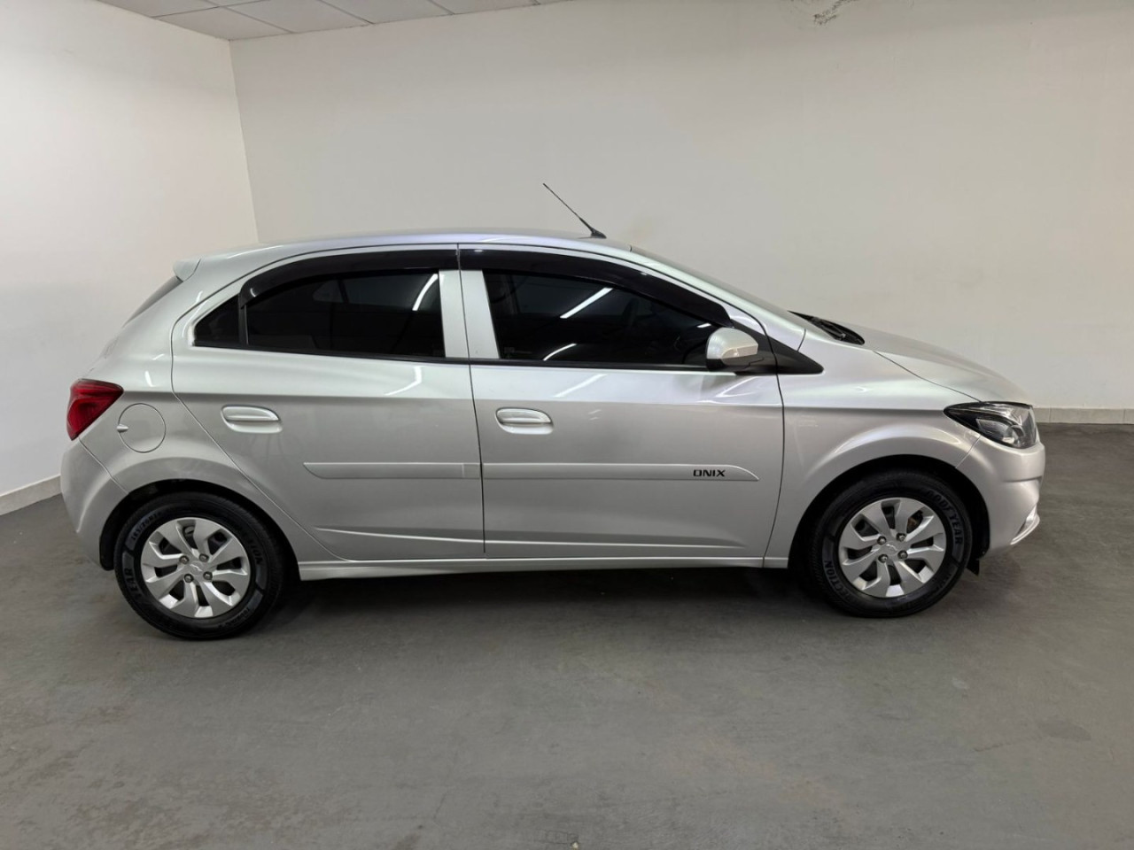 CHEVROLET Onix Hatch 1.0 4P FLEX LT