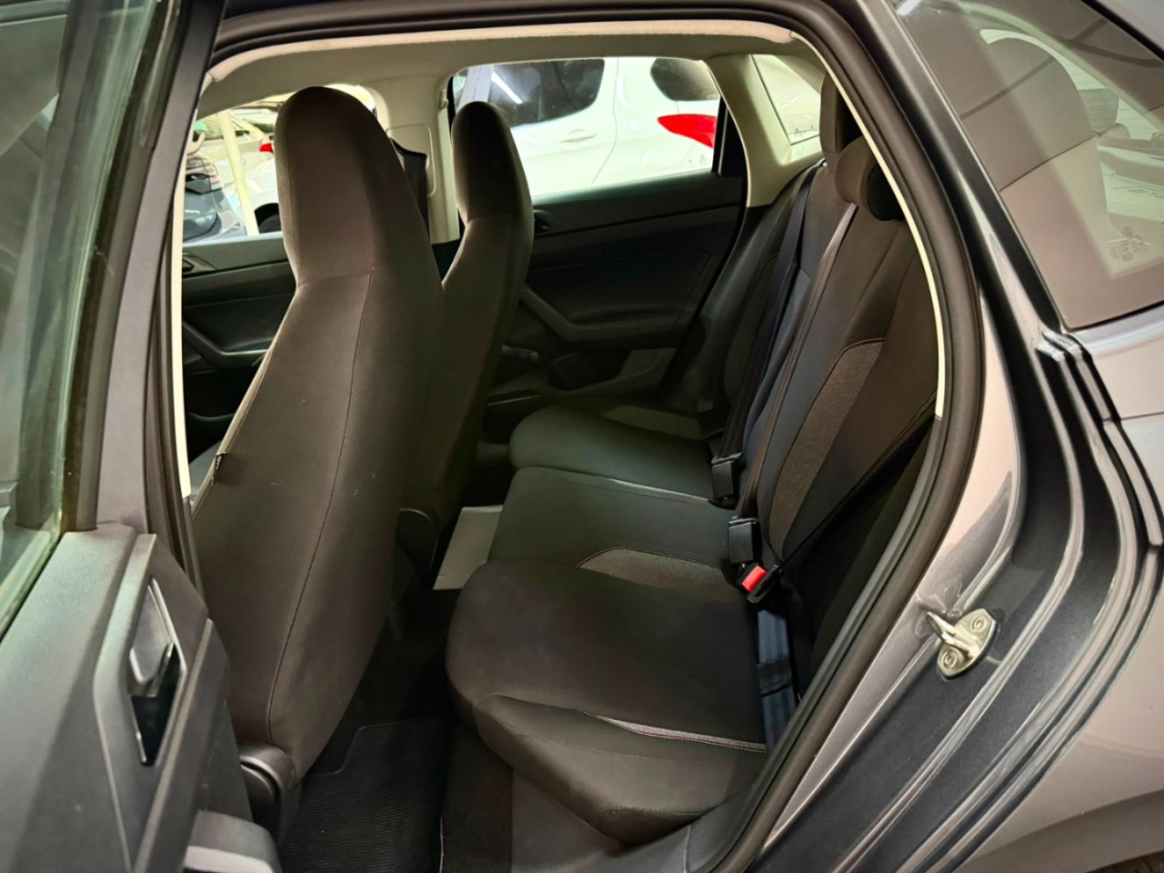 VOLKSWAGEN Polo Hatch 1.0 16V 4P