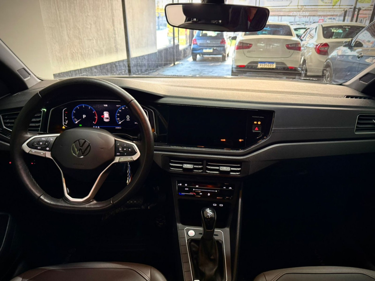 VOLKSWAGEN Nivus 1.0 4P FLEX 200 TSI COMFORTLINE AUTOMÁTICO