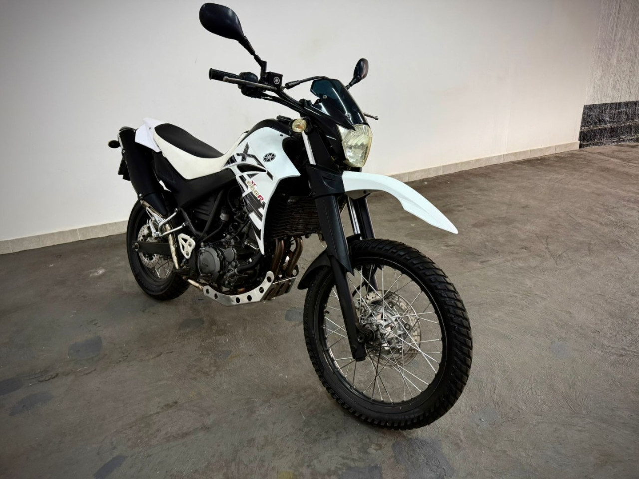 XT 660 R Modelo sem Versão