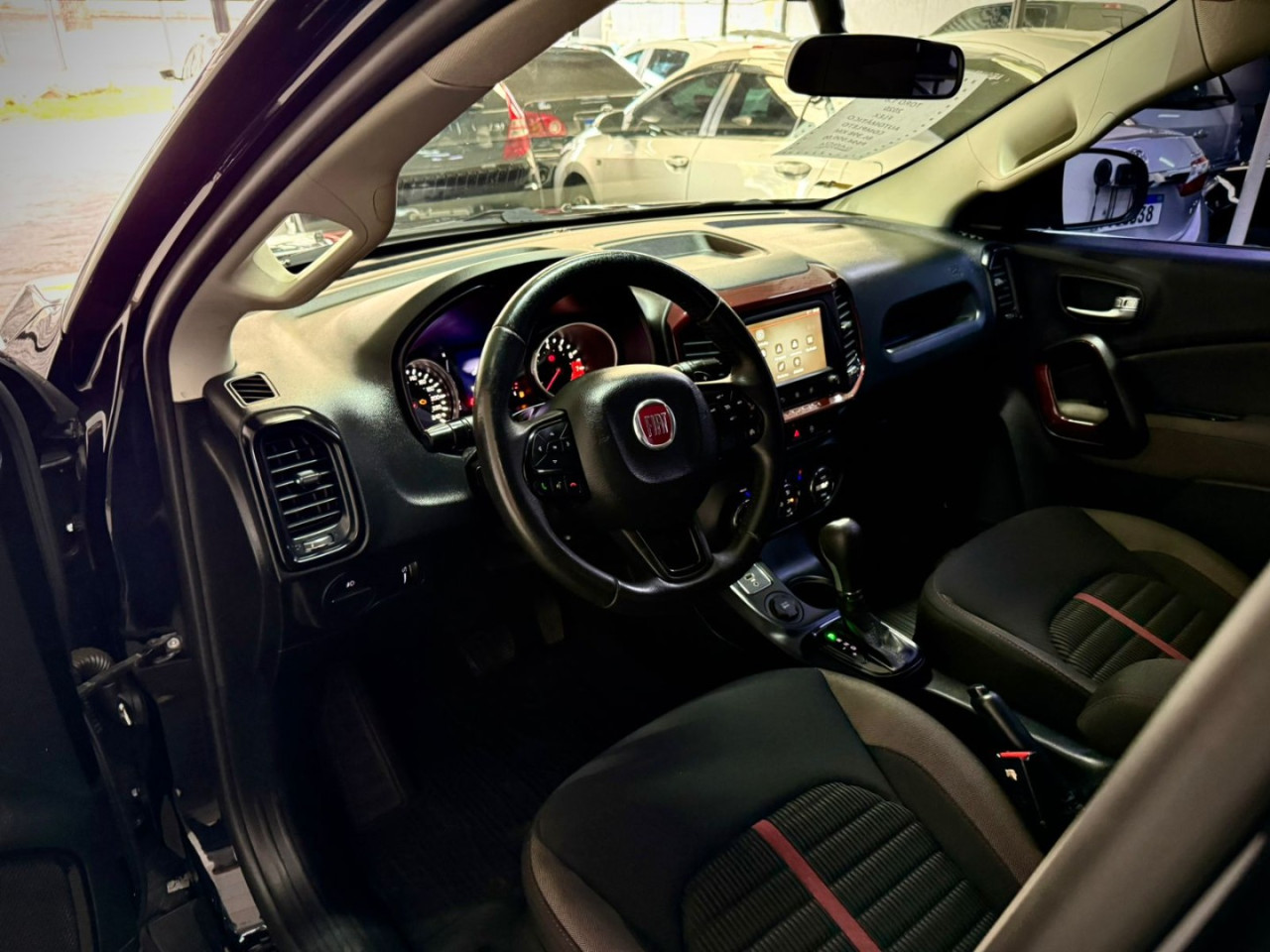 FIAT Toro 1.8 16V 4P FLEX FREEDOM AUTOMÁTICO